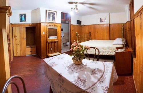 Concepcion Hotel | Hotel Museo Casona Ugarte Leon