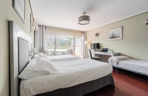 Los Angeles de San Rafael Hotel | Hotel Náyade
