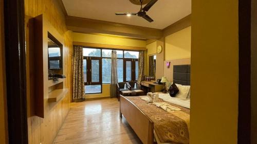 Srinagar Hotel | Hotel New Mamta