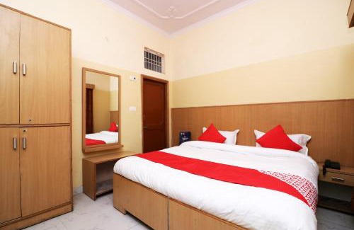 Aligarh Hotel | Hotel O AKBAR PALACE