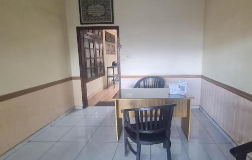 Asrikaton Hotel | Hotel O Arjuna Guest House Syariah