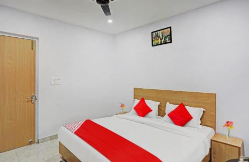 Raj Nagar Hotel | Hotel O Athrav Inn