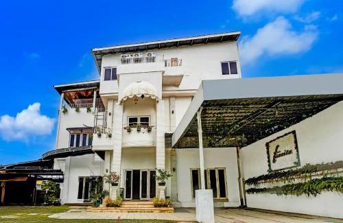 Banda Aceh Hotel | Hotel O Banda Aceh near Masjid Raya Baiturrahman formerly Wisma Tsacita