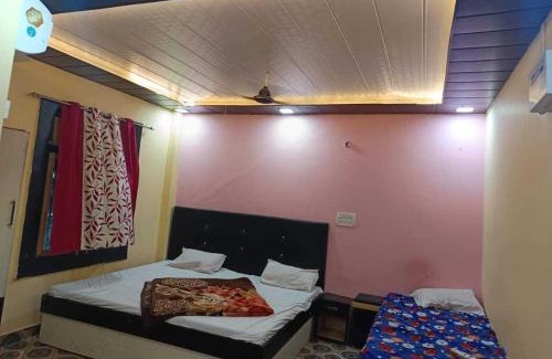 Aligarh Hotel | Hotel O Crystal Crown