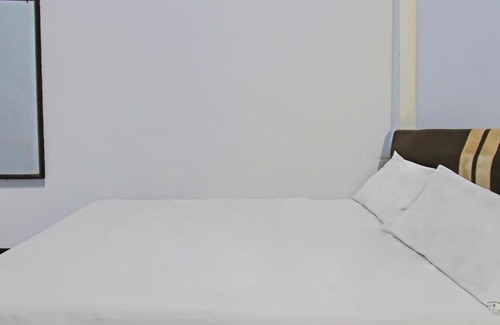 Kecamatan Narmada Hotel | Hotel O Jati Homestay Near Taman Suranadi