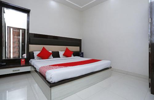 Sikandra Hotel | Hotel O KN Plaza Billoch Pura Railway Station