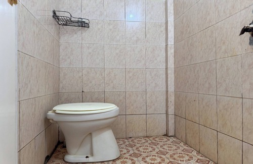 Tetebatu Hotel | Hotel O Kost Reski 1 Near Pasar Rakyat Limbung
