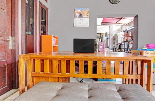 Banaran Hotel | Hotel O Raja Ratu HomestayNearSolo Safari
