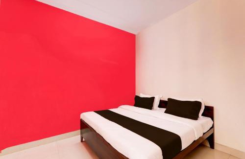 Hazratganj Hotel | Hotel O Rudra Palace