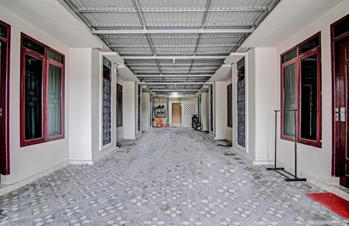 Dumai Hotel | Hotel O Sandira Syariah