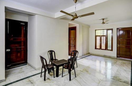 DLF Phase 5 Hotel | Hotel O Uk House Residency