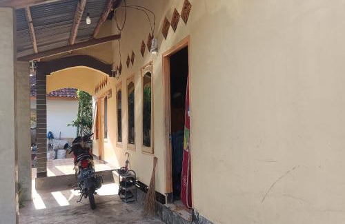 Kecamatan Pringgarata Hotel | Hotel O Yuda Family Homestay Near Desa Wisata Hijau Bilebante