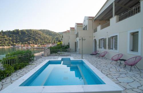 Vathy Hotel | Hotel Omirikon