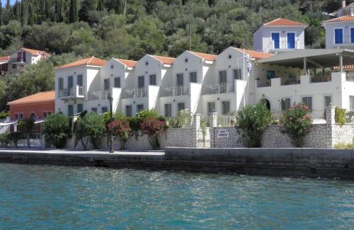 Vathy Hotel | Hotel Omirikon
