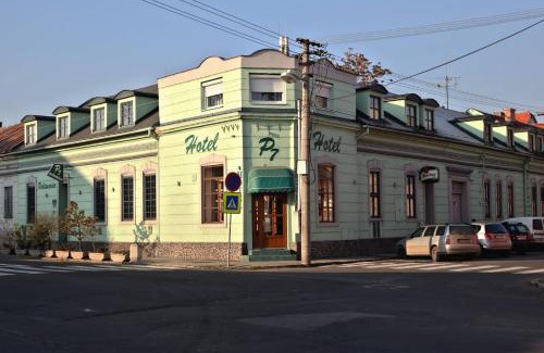 Lucenec Hotel | Hotel P7