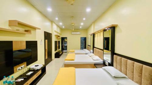 Omkareshwar Hotel | Hotel Panchavati Palace