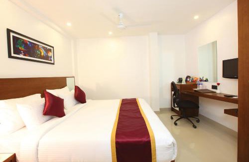 Aranmula Hotel | Hotel Park Residency Kozhencherry