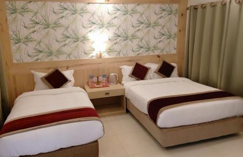 Sauraha Hotel | Hotel Parkland