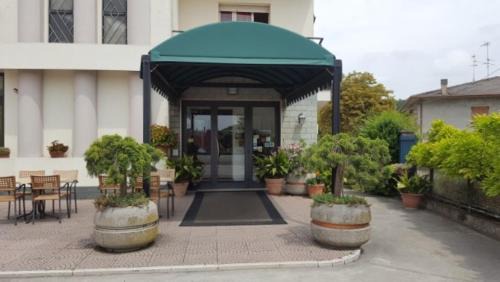 Carbonara di Po Hotel | Hotel Passacor - Business & Bike