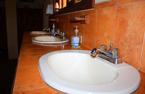 Chimaltenango Hostel | Hotel paz en la Tormenta San Martin - Hostel