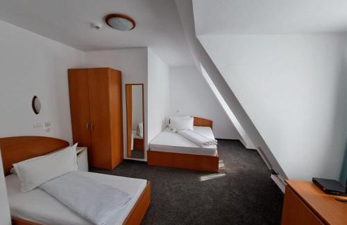 Bicaz Hotel | Hotel Pescarus Port Bicaz