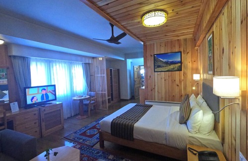 Thimphu Hotel | Hotel Phuntsho Pelri