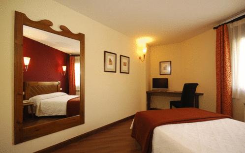 Castejon de Sos Hotel | Hotel Pirineos