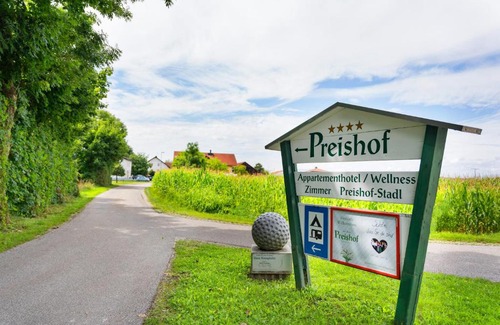 Kirchham Hotel | Hotel Preishof