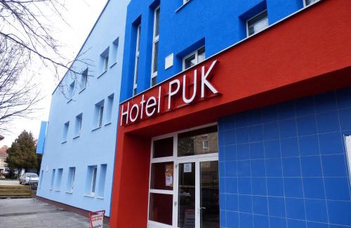 Topolcany Hotel | Hotel Puk