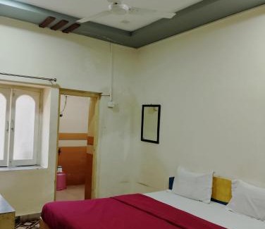 Mount Abu Hotel | Hotel purohit palace