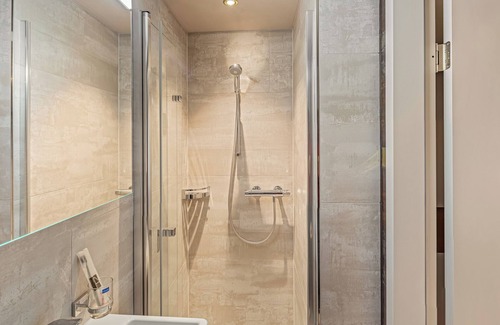 Tann Hotel | Hotel Rütli am Bahnhof Rüti ZH