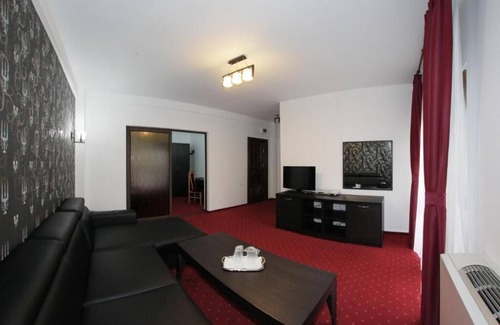 Chiscani Hotel | Hotel Rebis International
