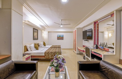 Khar Hotel | Hotel Regal Enclave