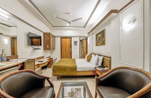 Khar Hotel | Hotel Regal Enclave