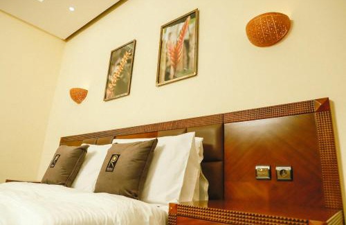 Aneho Hotel | Hôtel Regina The Pearl