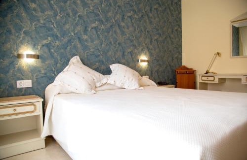 Hellin Hotel | Hotel Reina Victoria