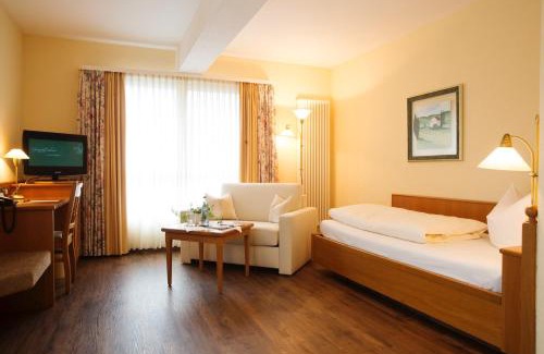 Illertissen Hotel | Hotel & Restaurant Dornweiler Hof