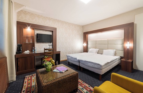 Bellevue Hotel | Hotel Restaurant Kutchi