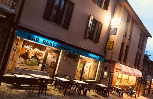 Pont-de-Salars Hotel | Hotel Restaurant L'AGAPANTHE