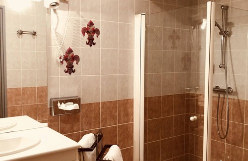 Amancey Hotel | Hotel Restaurant Le Champs des Lys