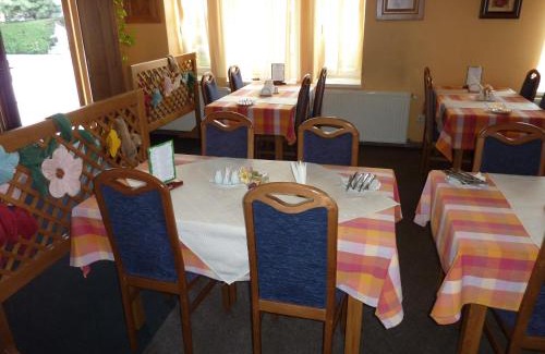 Karvina Hotel | Hotel & Restaurant Na Fryštátské
