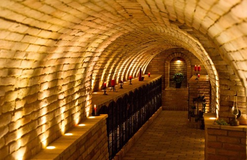 Auersthal Hotel | Hotel-Restaurant-Vinothek Felix Sommer