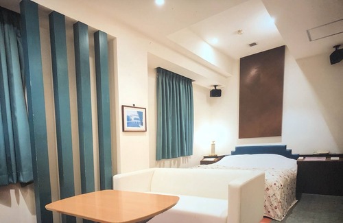 Izumi Hotel | Hotel Revoir - Adults Only