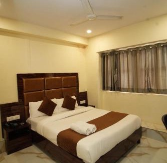 Grant Road Hotel | Hotel Rinza Residency
