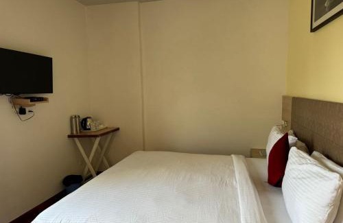 Sidhpur Hotel | Hotel River Retreat