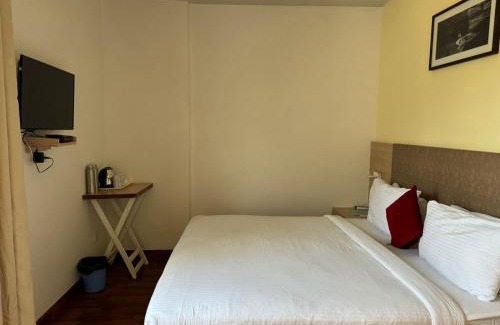 Sidhpur Hotel | Hotel River Retreat