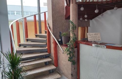 Tirgu Jiu Hotel | HOTEL RIVER