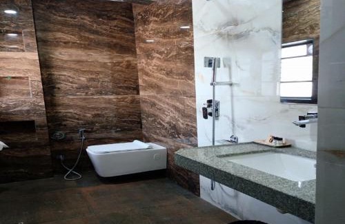 Ahmednagar Hotel | Hotel Rose Gold
