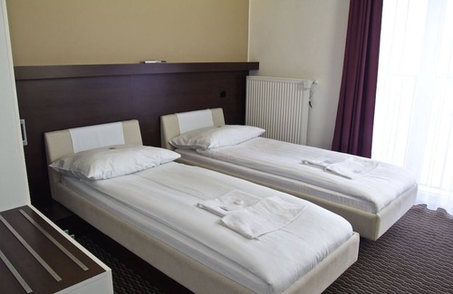Otrokovice Hotel | Hotel Rottal