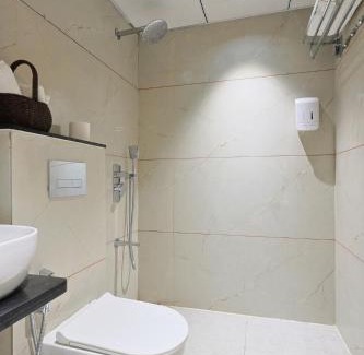 Ahmedabad Hotel | Hotel Royal Town